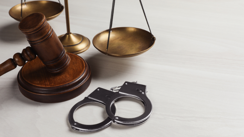 O desembargador Alexandre Victor De Carvalho esclarece o novo marco temporal para concessão de benefícios no agravo em execução, promovendo justiça e eficiência processual.