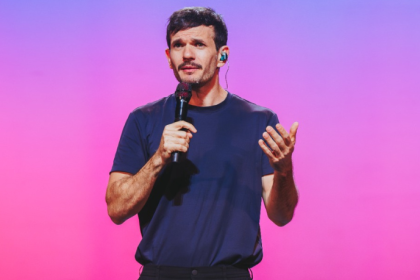 Non Stop apresenta o lado mais divertido da fé com “Pecado É Não Rir”, estrelado por Padre Patrick.