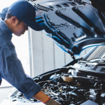 Sérgio Bento De Araújo explica o que não pode faltar na revisão de 10 mil km do seu carro.