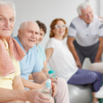Com o apoio do Sindnapi - Sindicato Nacional dos Aposentados, Pensionistas e Idosos, programas estruturados fortalecem o envelhecimento com autonomia por meio de rotinas ativas e escolhas conscientes.
