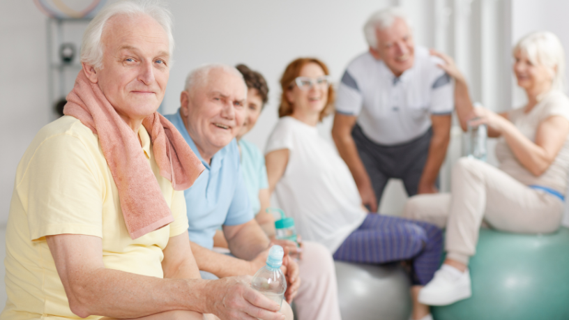Com o apoio do Sindnapi - Sindicato Nacional dos Aposentados, Pensionistas e Idosos, programas estruturados fortalecem o envelhecimento com autonomia por meio de rotinas ativas e escolhas conscientes.