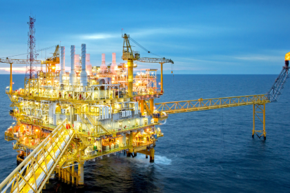 A Apex e empresários russos no debate sobre a imagem do Brasil com Paulo Roberto Gomes Fernandes.