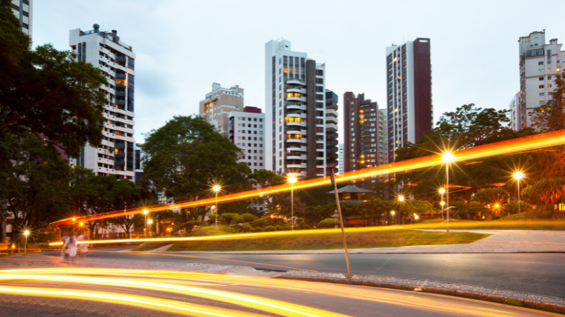 Como as novas obras de mobilidade em Curitiba podem transformar o trânsito e impulsionar o desenvolvimento da cidade