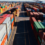 Como as novas tarifas dos EUA podem afetar exportações do Paraná e a economia de Curitiba