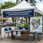 Cursos gratuitos em Curitiba ganham atendimento nos bairros nesta semana: veja quem pode participar e onde procurar