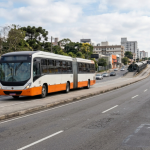  Curitiba começa a ouvir passageiros sobre os ônibus: veja o que será avaliado e quando os resultados podem mudar o transporte